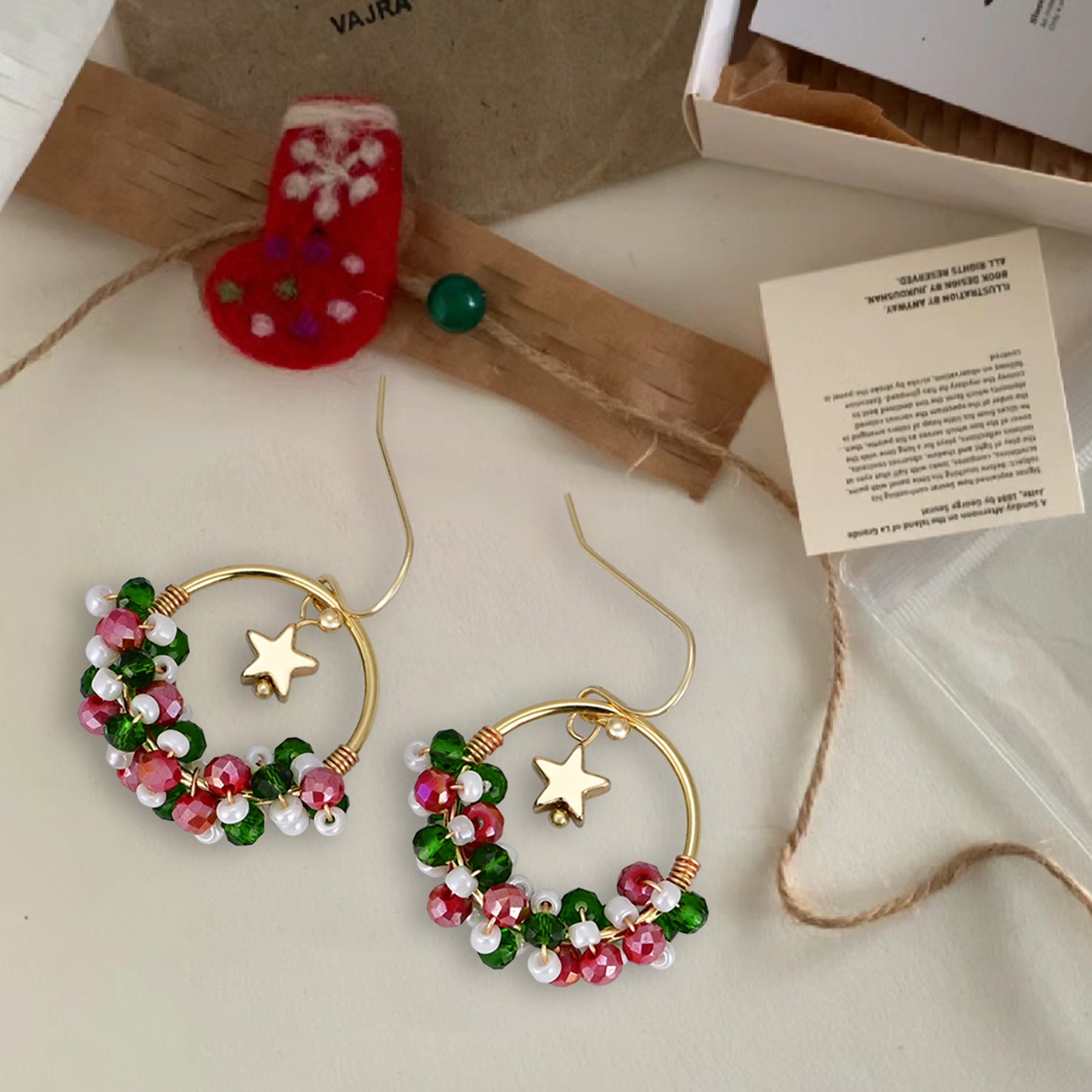 Starry Mistletoe Wreath Earrings