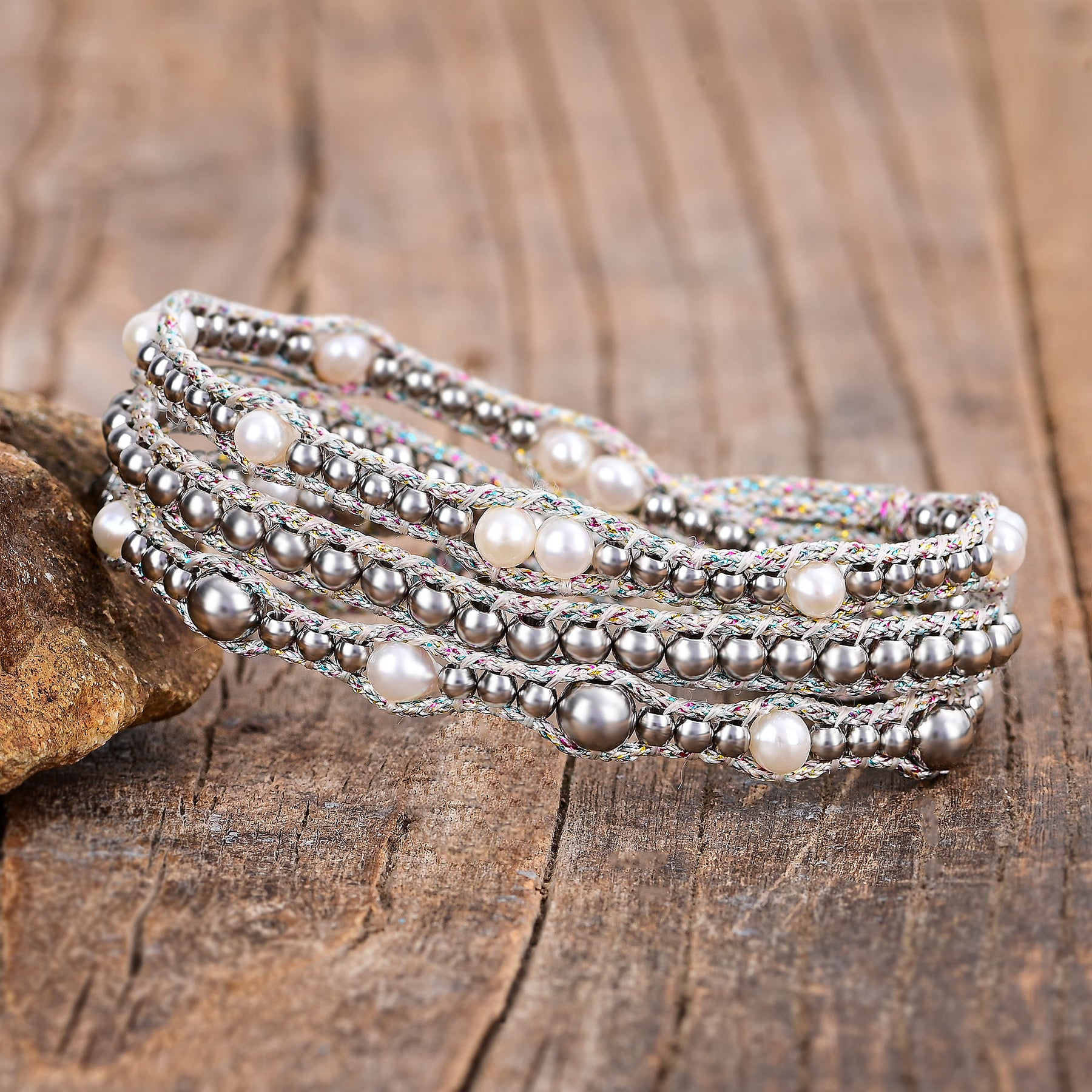 Gleaming Pearl Protection Protection Wrap Bracelet